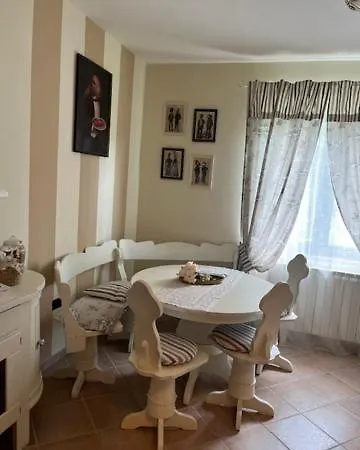 Non Usare La Casina Di Sandro Ночера-Умбра